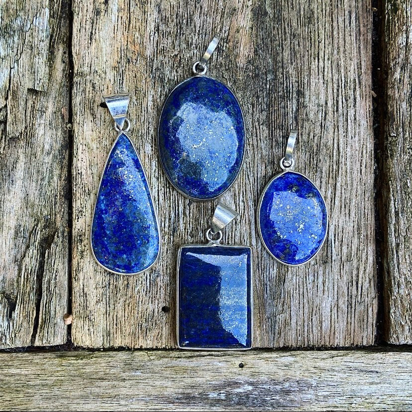 Hanger Lapis Lazuli "Durven & Doen"