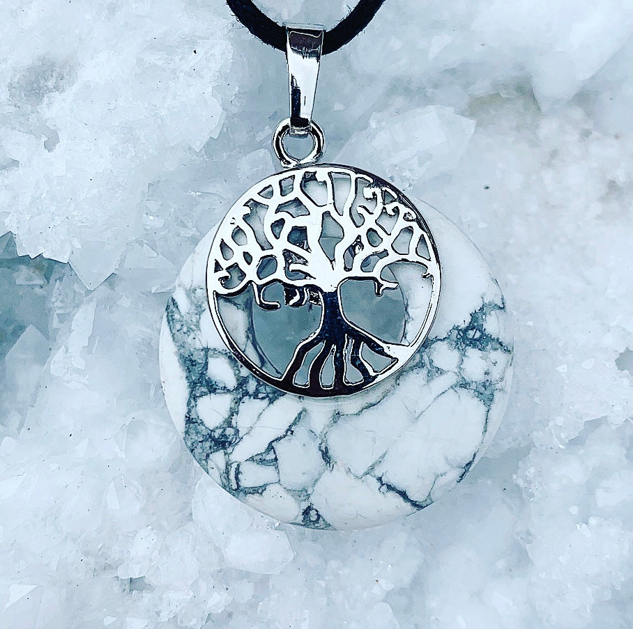 Donut pendant Howlite "Peace"
